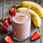 strawberry banana smoothie recipe without yogurt​